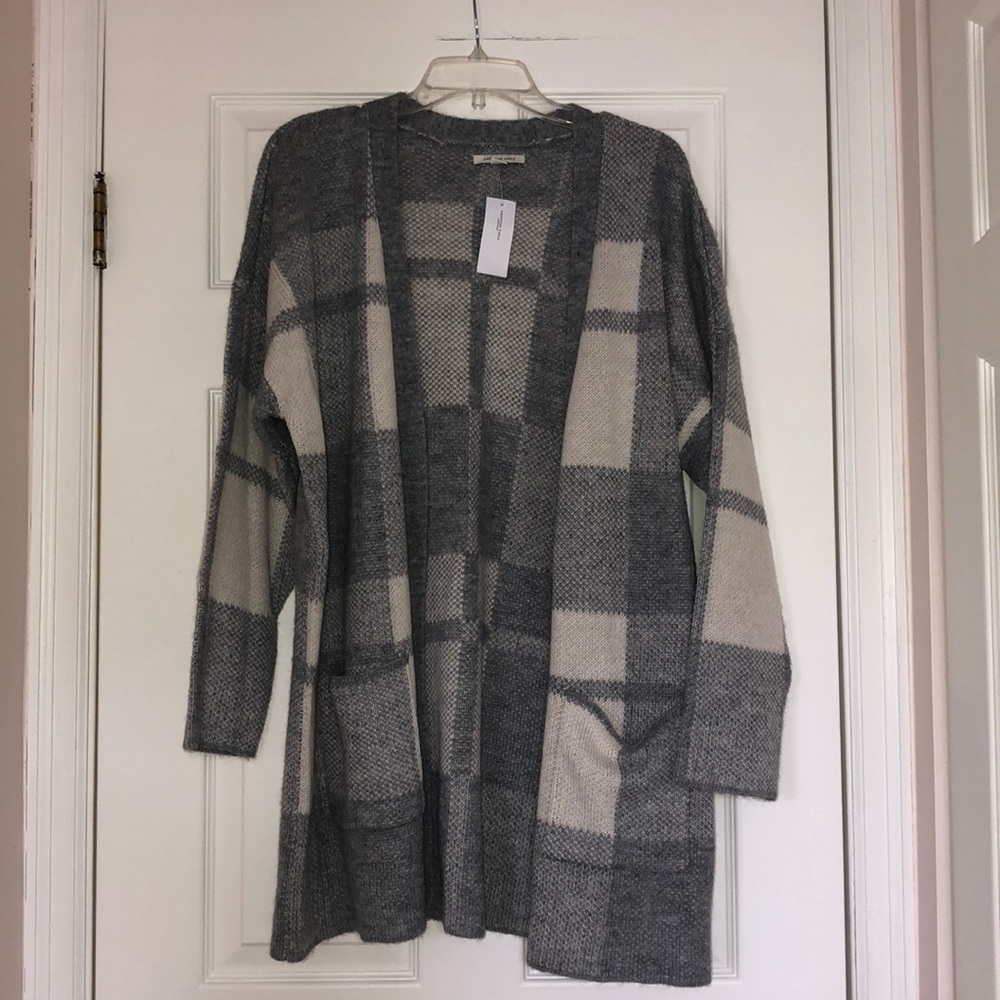 NWT AEO plaid cardigan